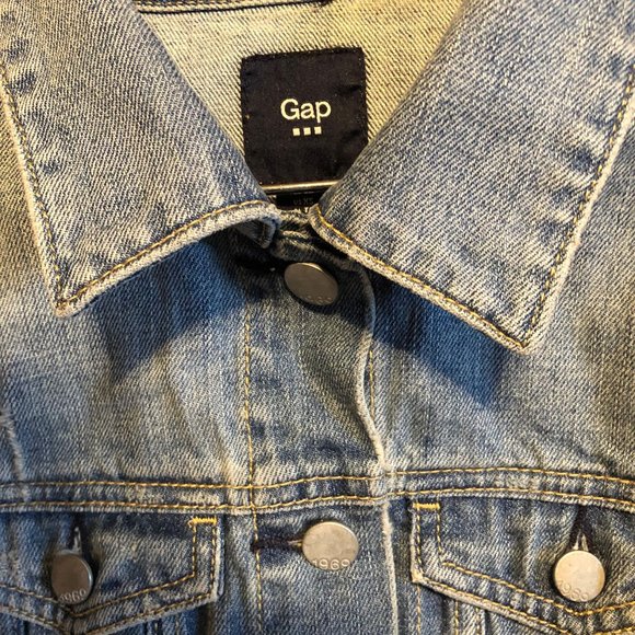 GAP WOMEN' S 1969 CLASS DISTRESSED DENIM JEAN JACKET SIZE EXTRA SMALL  XS NWOT - Picture 9 of 16